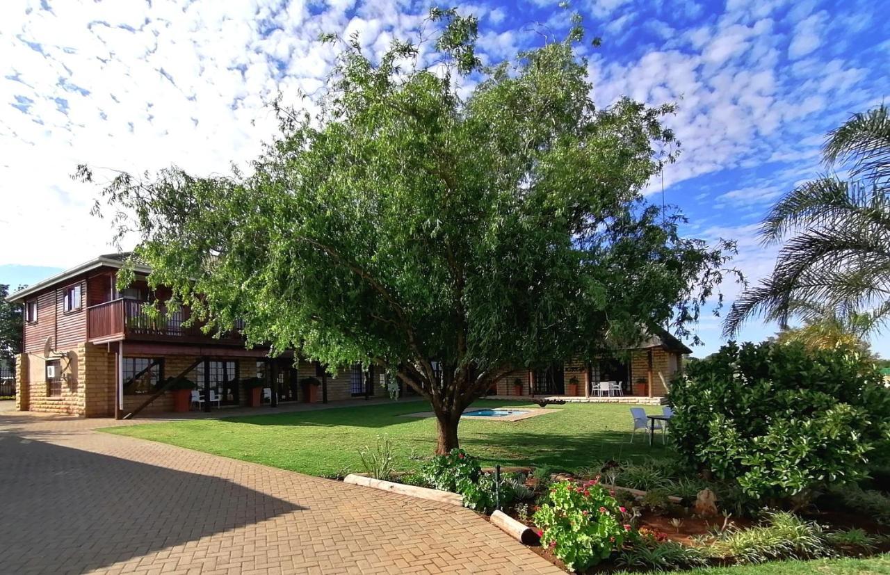 Safe Haven Guesthouse Bloemfontein Kültér fotó
