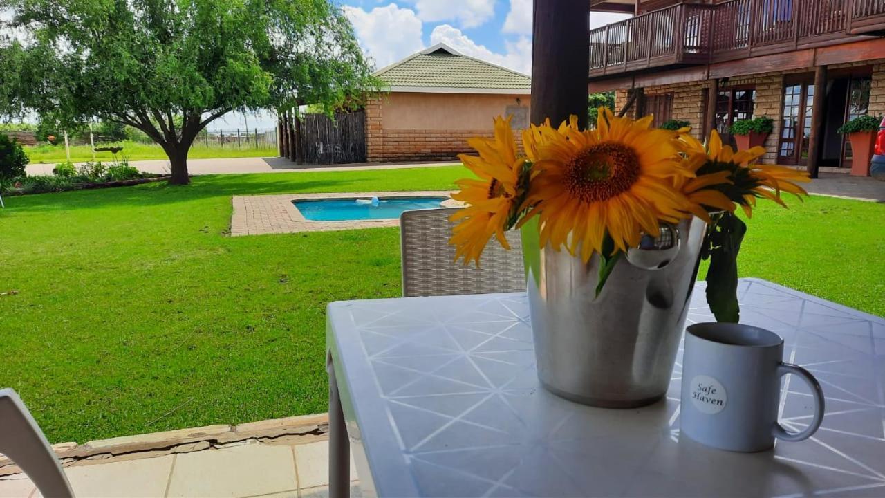 Safe Haven Guesthouse Bloemfontein Kültér fotó