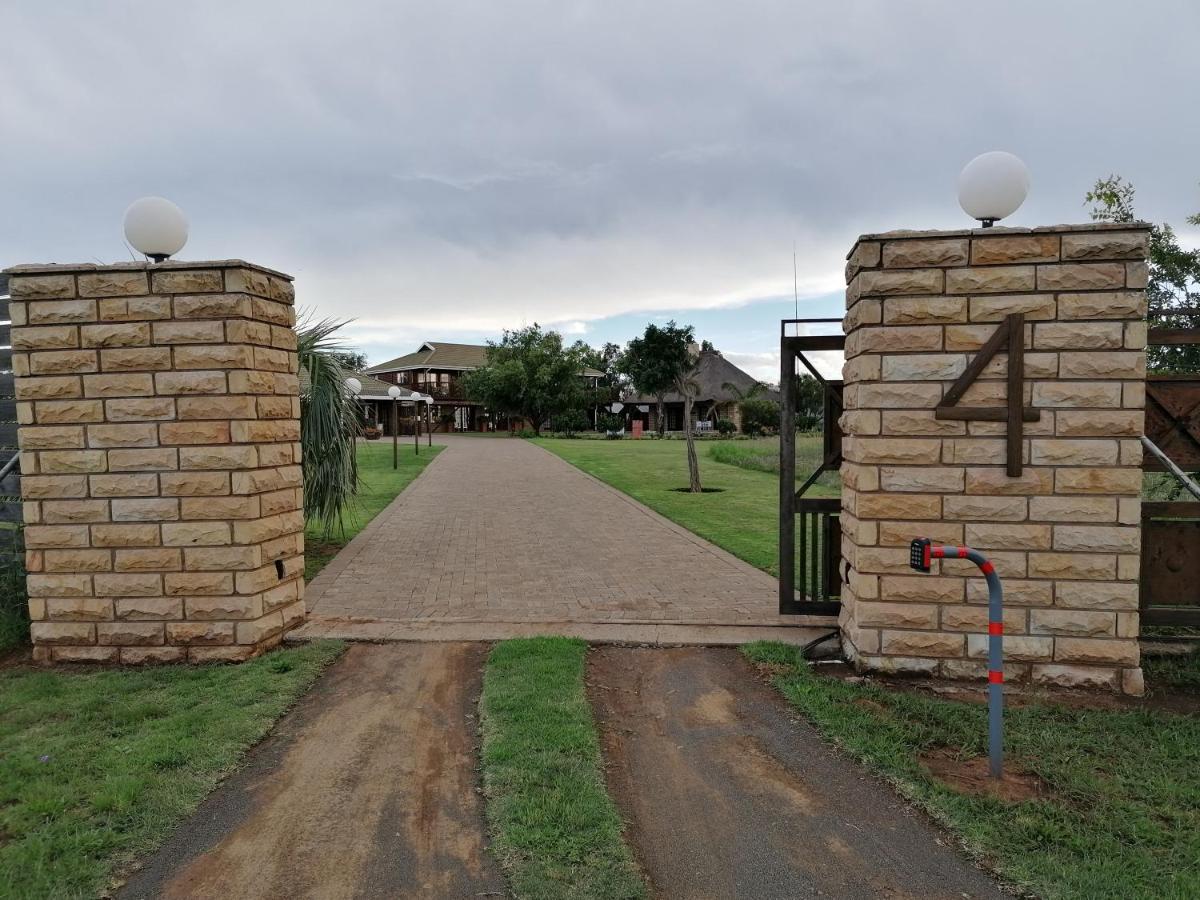 Safe Haven Guesthouse Bloemfontein Kültér fotó