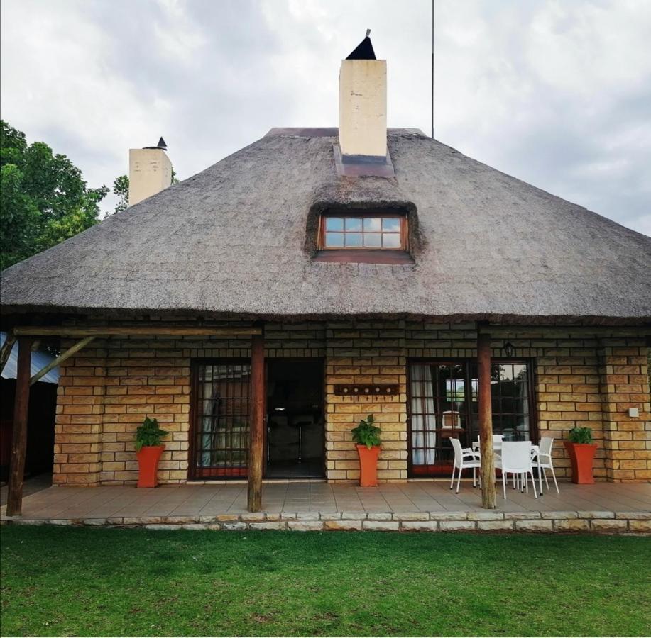 Safe Haven Guesthouse Bloemfontein Kültér fotó