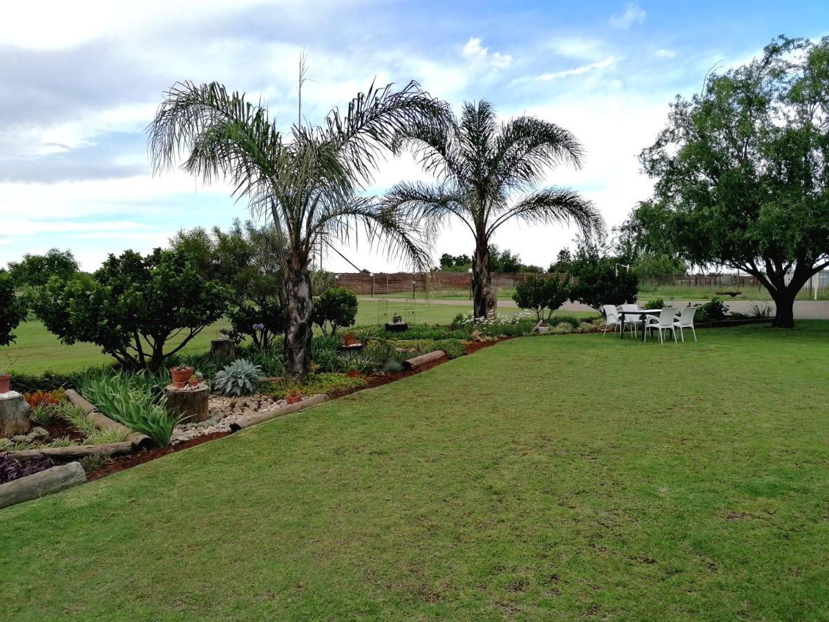 Safe Haven Guesthouse Bloemfontein Kültér fotó
