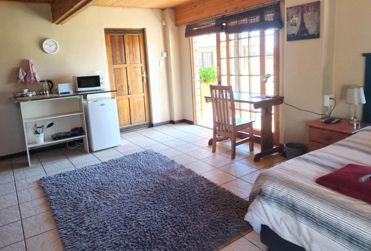 Safe Haven Guesthouse Bloemfontein Kültér fotó