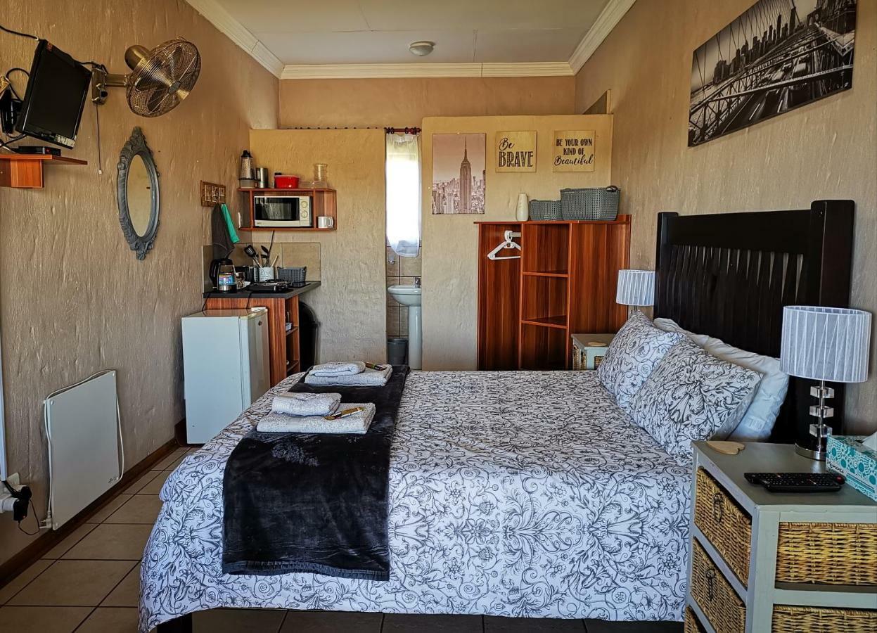 Safe Haven Guesthouse Bloemfontein Kültér fotó